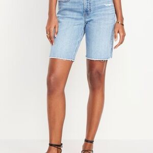 Old Navy High-Waisted OG Jean Shorts! 9” inseam Size 10! Never worn!
